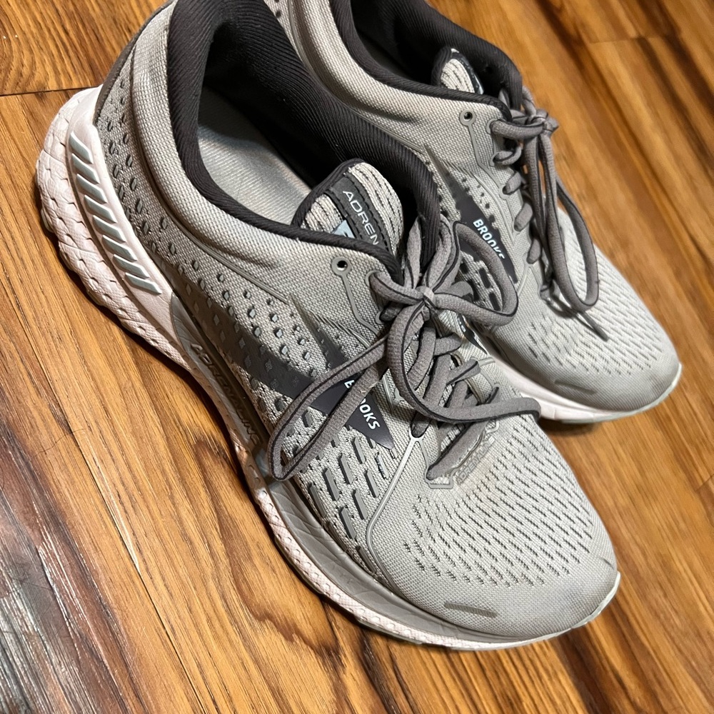 Brooks Adrenaline 21 Gray Mesh  Running Sneakers Shoes Women's 8.5B - Picture 3 of 7